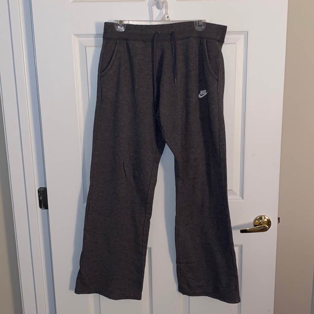 Womens Nike grey sweatpants